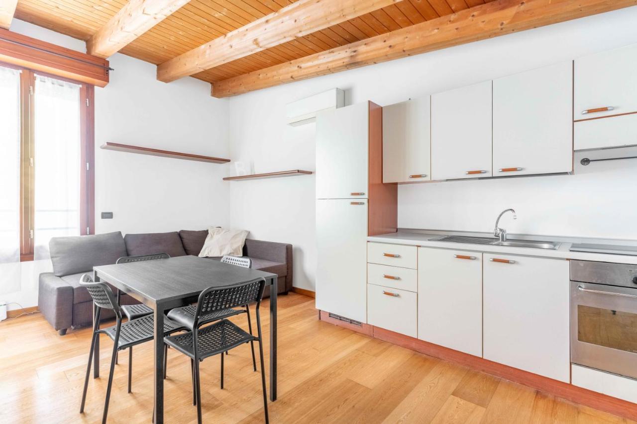 Mo37 Loreto- Duomo - Chic Apartment Милан Экстерьер фото