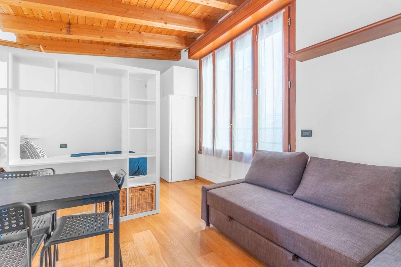 Mo37 Loreto- Duomo - Chic Apartment Милан Экстерьер фото